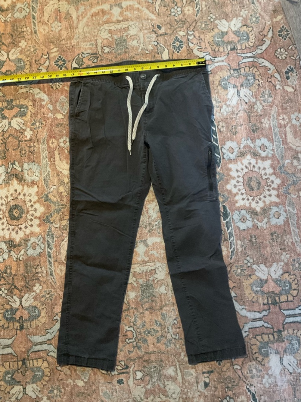 Vuori Black Drawstring Track Joggers